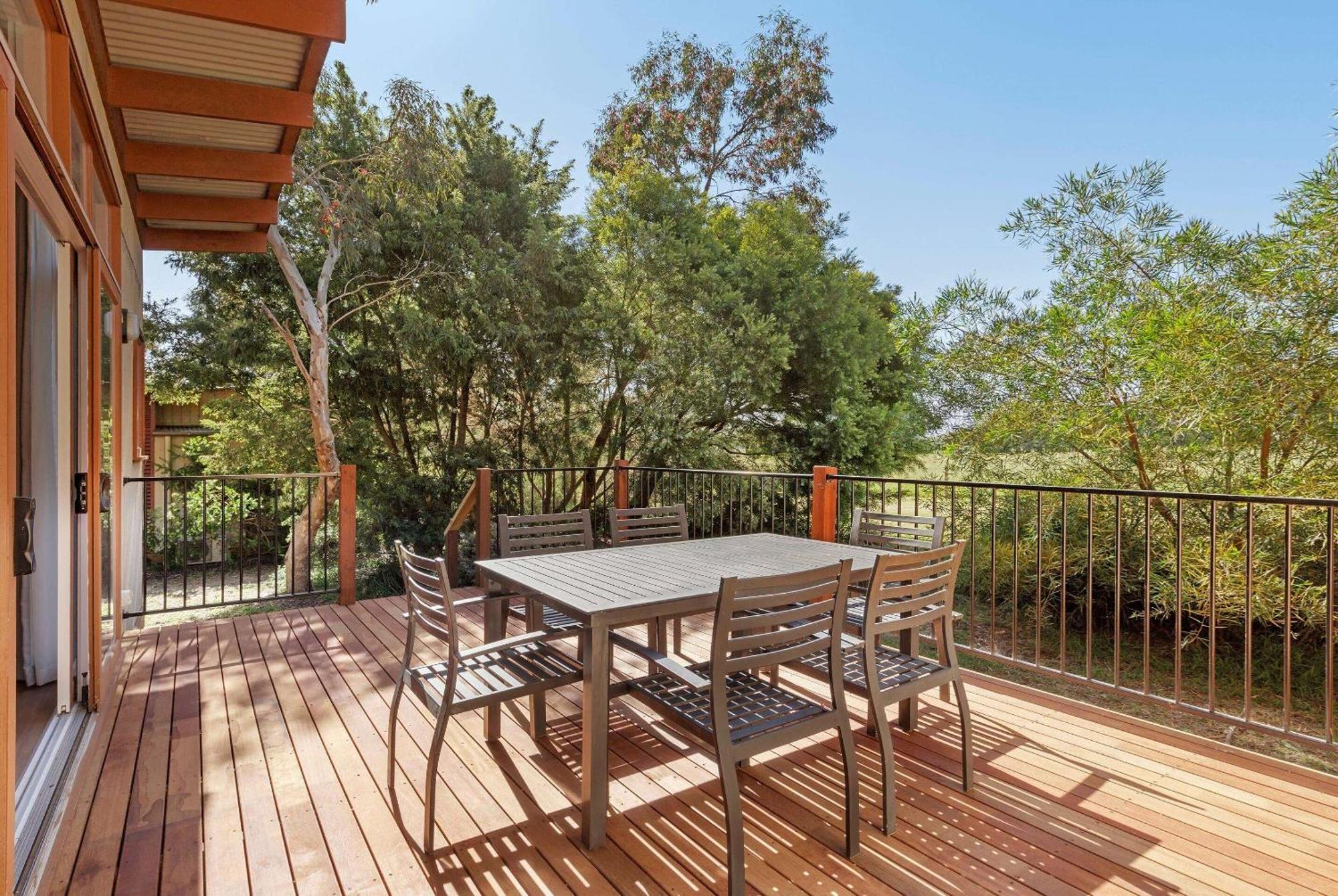 Ramada Resort By Wyndham Phillip Island Cowes Exterior photo