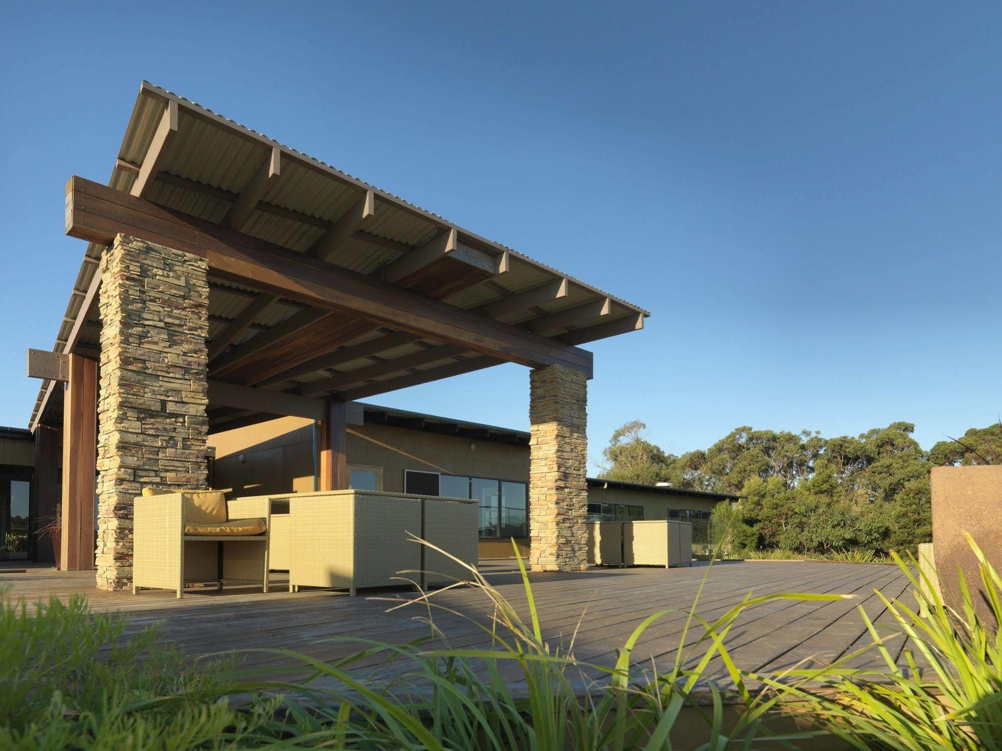 Ramada Resort By Wyndham Phillip Island Cowes Exterior photo