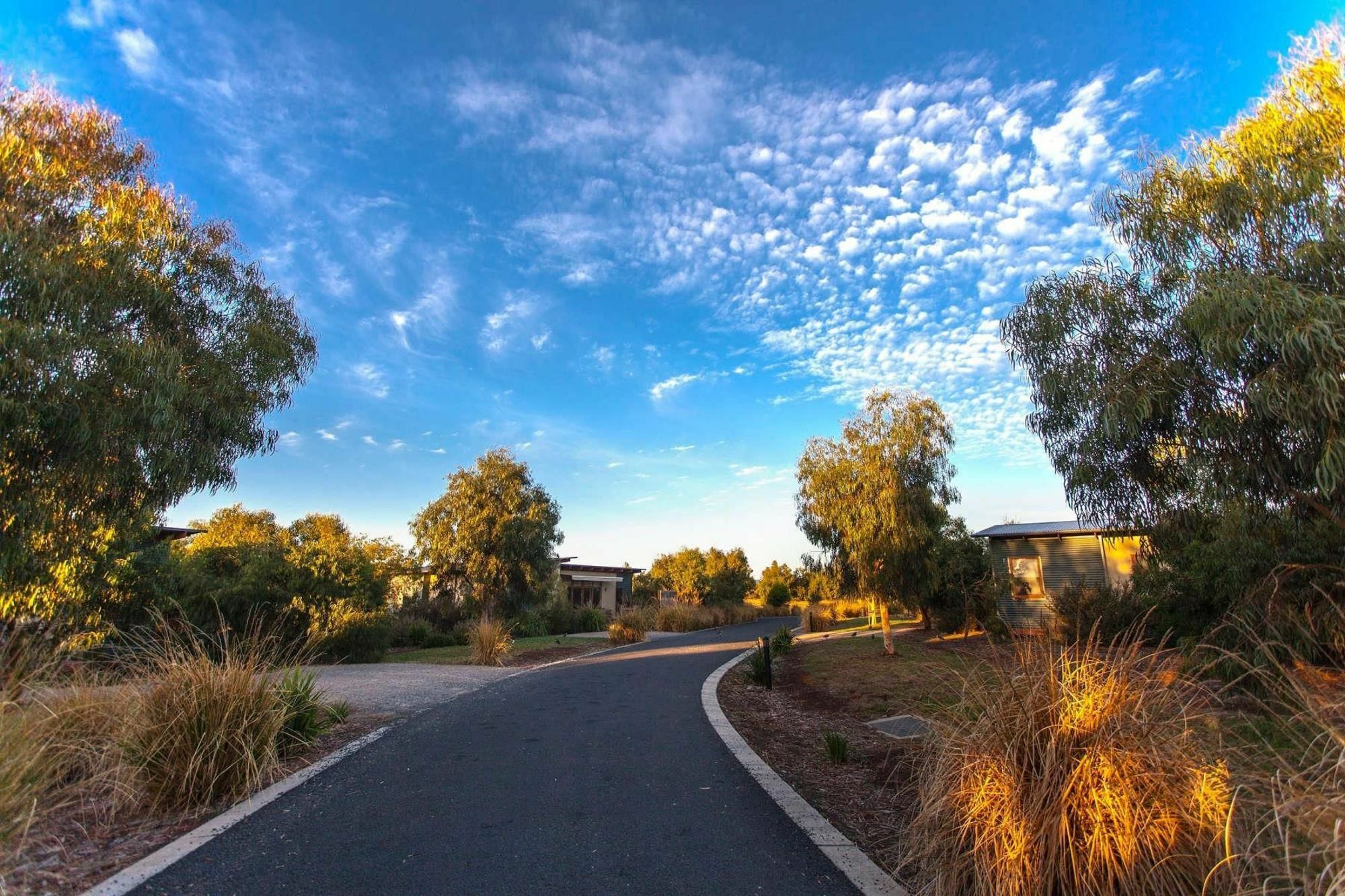 Ramada Resort By Wyndham Phillip Island Cowes Exterior photo